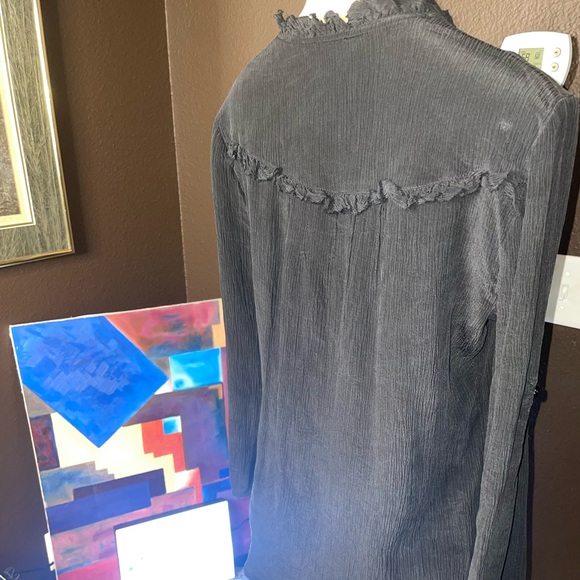 🖤Unique Drew Silk Top! - Picture 7 of 10